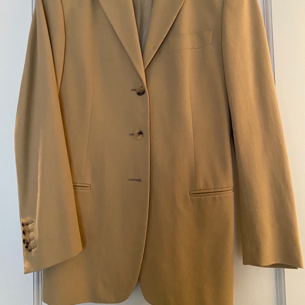 Piazza Sempione beige blazer made in italy.